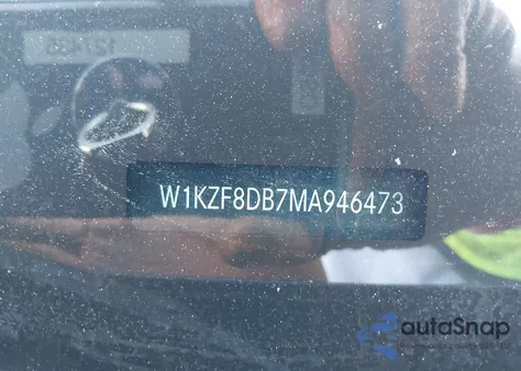 2021 Mercedes-Benz E 350 z USA, uszkodzony, nr VIN W1KZF8DB7MA946473